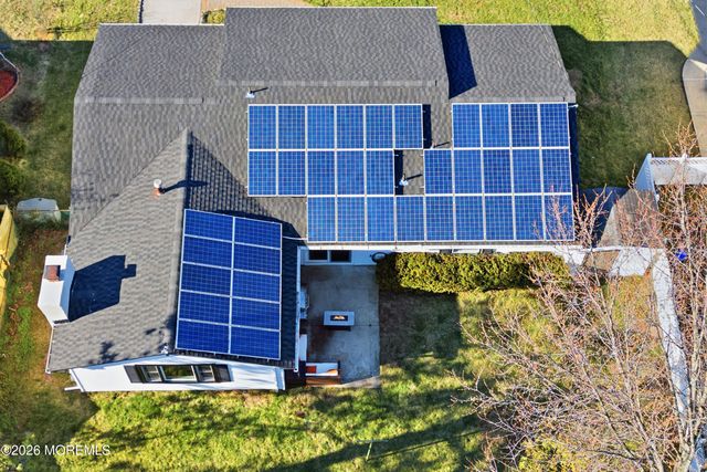 6 Hunterdon Avenue, Monroe, NJ 08831