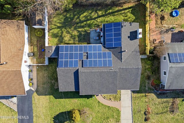 6 Hunterdon Avenue, Monroe, NJ 08831