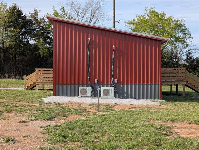 7304 E Old Ritchie Road, Lead Hill, AR 72644