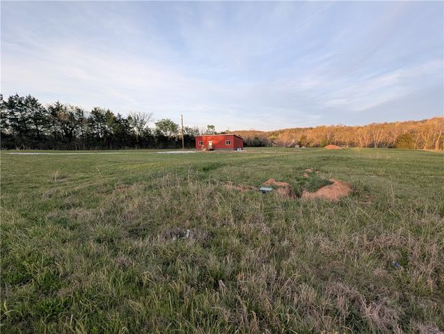7304 E Old Ritchie Road, Lead Hill, AR 72644
