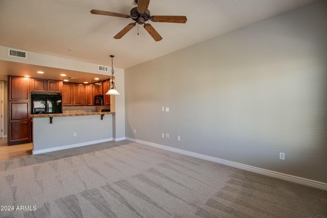 5450 E Deer Valley Drive Unit 4004, Phoenix, AZ 85054