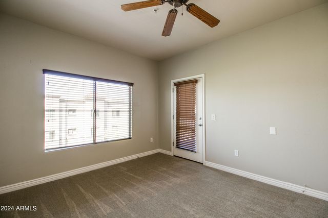 5450 E Deer Valley Drive Unit 4004, Phoenix, AZ 85054