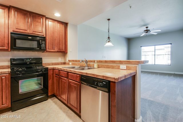 5450 E Deer Valley Drive Unit 4004, Phoenix, AZ 85054