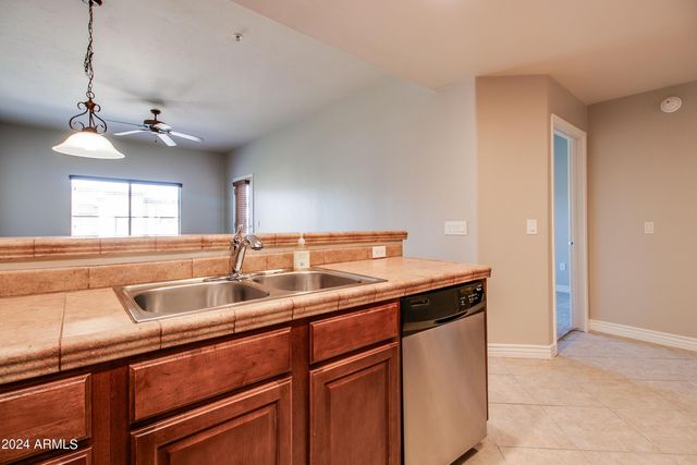 5450 E Deer Valley Drive Unit 4004, Phoenix, AZ 85054