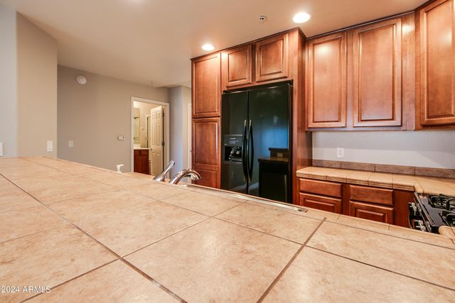 5450 E Deer Valley Drive Unit 4004, Phoenix, AZ 85054