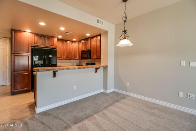 5450 E Deer Valley Drive Unit 4004, Phoenix, AZ 85054