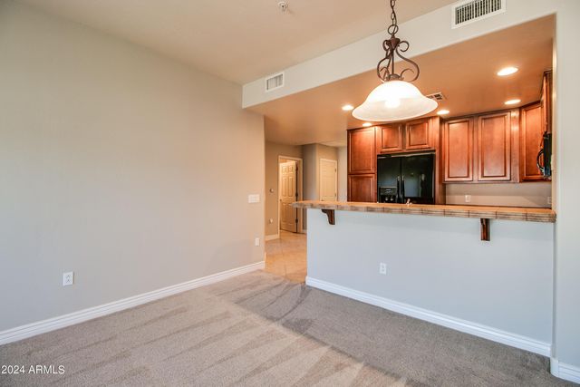 5450 E Deer Valley Drive Unit 4004, Phoenix, AZ 85054