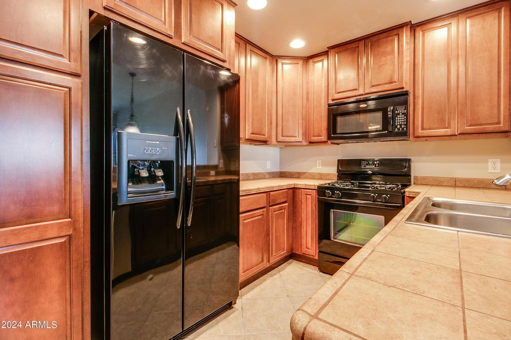 5450 E Deer Valley Drive Unit 4004, Phoenix, AZ 85054