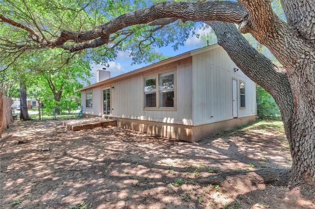 9613 Curlew DR, Austin, TX 78748
