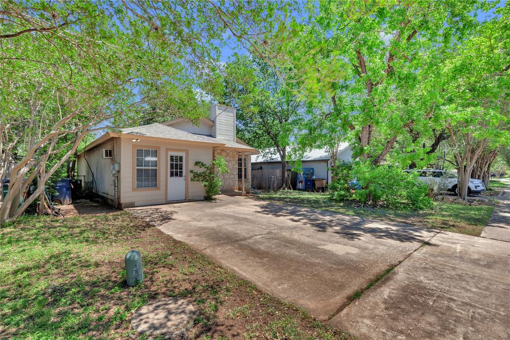 9613 Curlew DR, Austin, TX 78748
