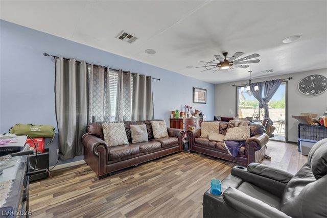 3715 Kit Fox Street, Las Vegas, NV 89122