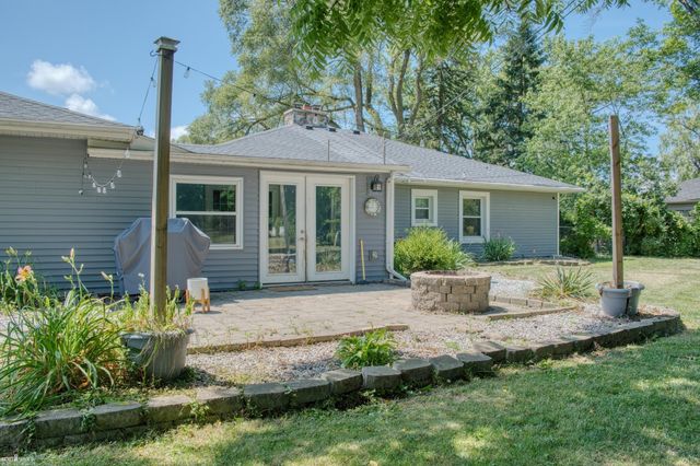 2624 N M 52 Road, Owosso, MI 48867