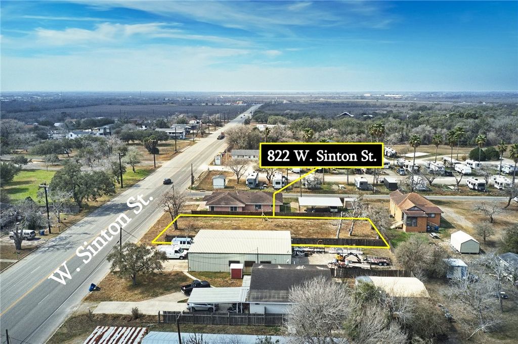 822 W Sinton St, Sinton, TX 78387 — photo 5