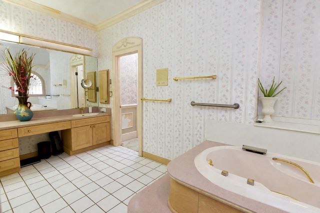 221 Rienzi Drive, Thibodaux, LA 70301
