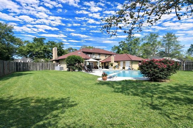 221 Rienzi Drive, Thibodaux, LA 70301