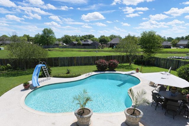 221 Rienzi Drive, Thibodaux, LA 70301