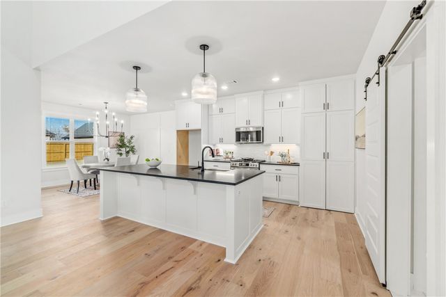 2405 Bergman Road, Pea Ridge, AR 72751