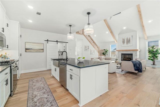 2405 Bergman Road, Pea Ridge, AR 72751