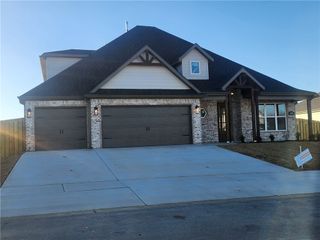 2405 Bergman, Pea Ridge, AR 72751