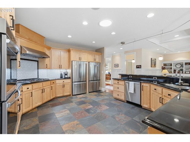 12413 Nw 48TH Ct, Vancouver, WA 98685