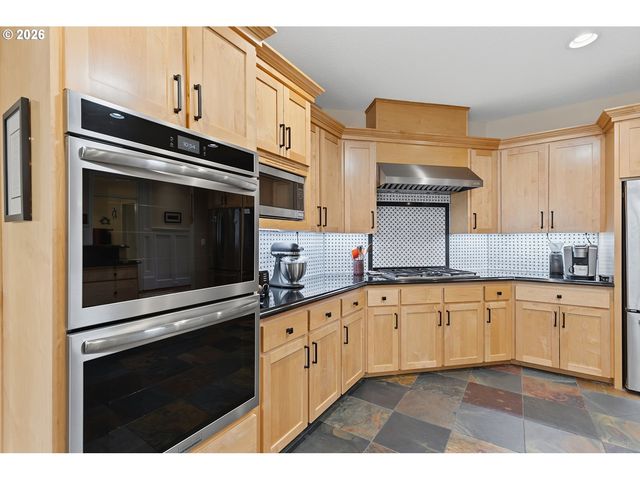 12413 Nw 48TH Ct, Vancouver, WA 98685