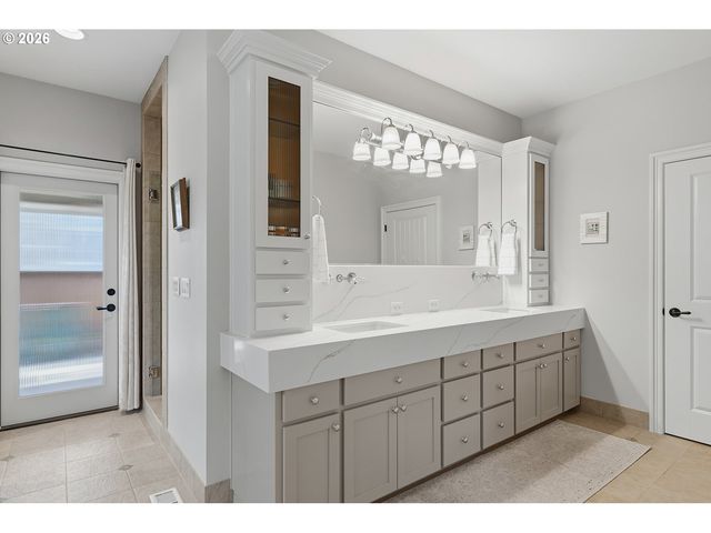 12413 Nw 48TH Ct, Vancouver, WA 98685