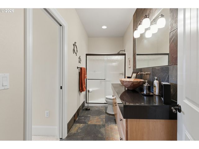 12413 Nw 48TH Ct, Vancouver, WA 98685