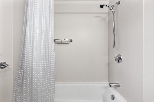 90 Sunnyside Ave, Reading, MA 01867