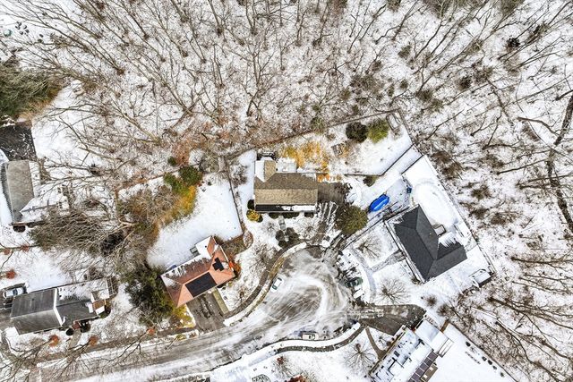 90 Sunnyside Ave, Reading, MA 01867