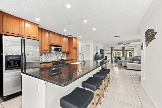 206 SE 1st Cir 13-B, Boynton Beach, FL 33435