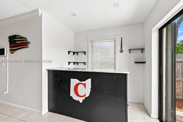 206 SE 1st Cir 13-B, Boynton Beach, FL 33435