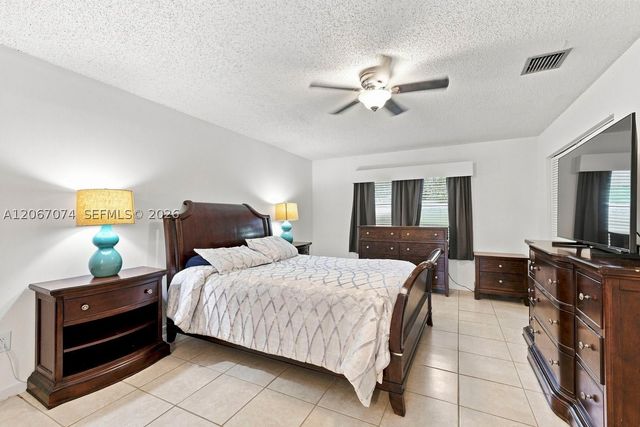 206 SE 1st Cir 13-B, Boynton Beach, FL 33435