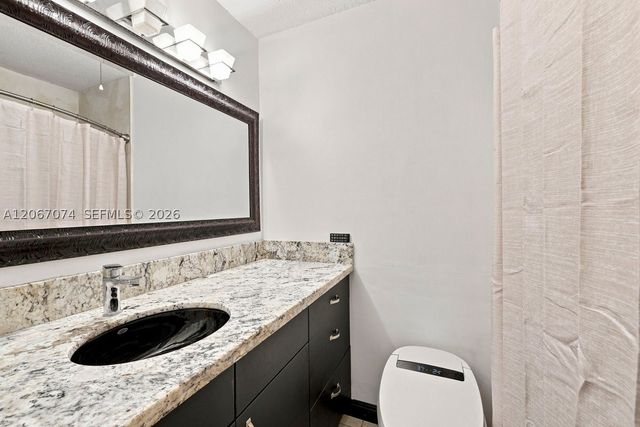 206 SE 1st Cir 13-B, Boynton Beach, FL 33435