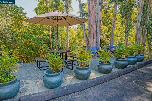 73 Brookwood Rd 48, Orinda, CA 94563