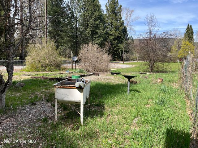 13610 S Cataldo DR, Cataldo, ID 83810