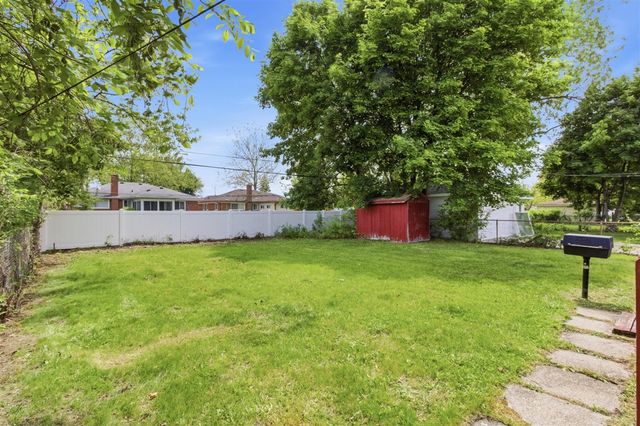 21630 Westhampton Street, Oak Park, MI 48237