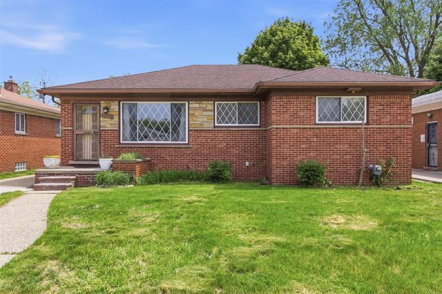21630 Westhampton Street, Oak Park, MI 48237