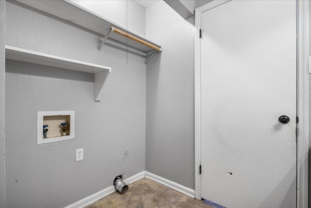 407 York Street, Lindale, TX 75771