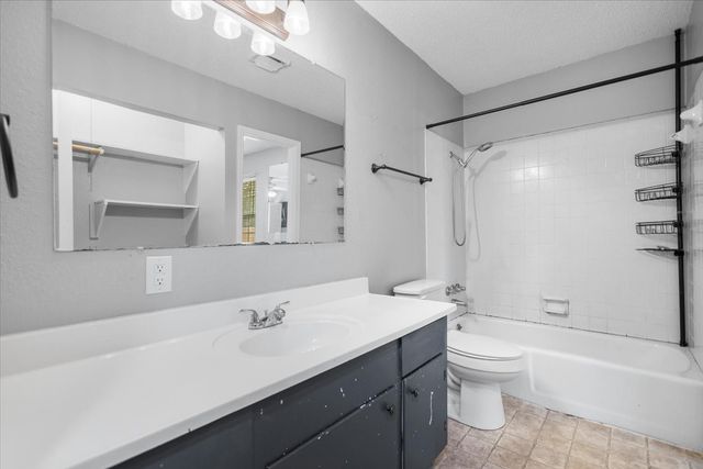 407 York Street, Lindale, TX 75771