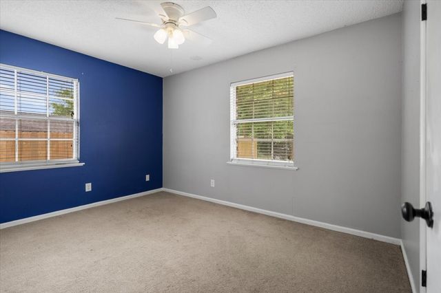 407 York Street, Lindale, TX 75771