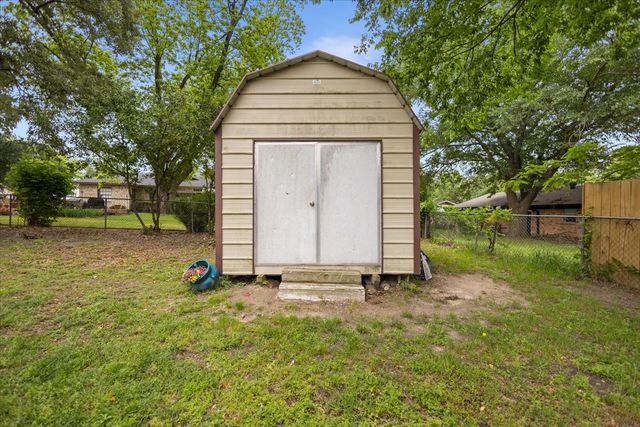 407 York Street, Lindale, TX 75771