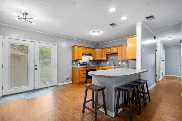 407 York Street, Lindale, TX 75771