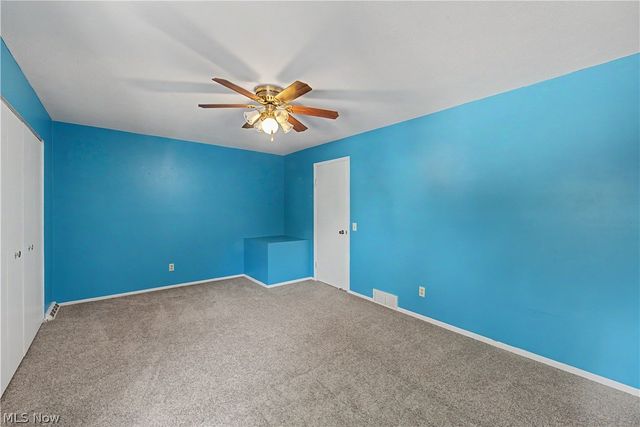 5556 Hilltop Oval, Parma, OH 44134