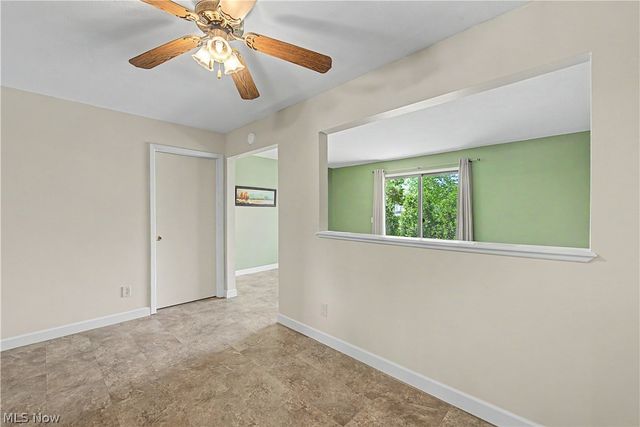 5556 Hilltop Oval, Parma, OH 44134