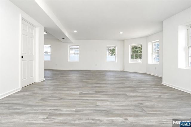 131 Lindsley Place, East Orange, NJ 07017