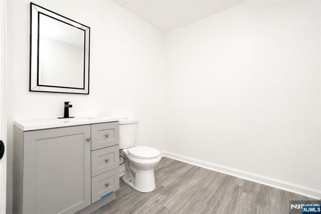 131 Lindsley Place, East Orange, NJ 07017