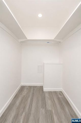 131 Lindsley Place, East Orange, NJ 07017