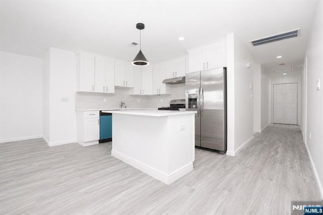 131 Lindsley Place, East Orange, NJ 07017