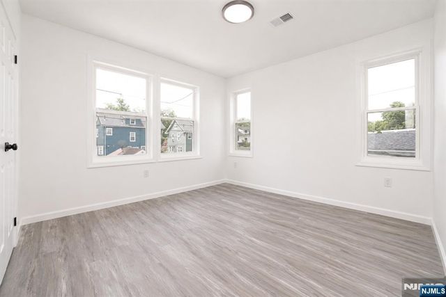 131 Lindsley Place, East Orange, NJ 07017