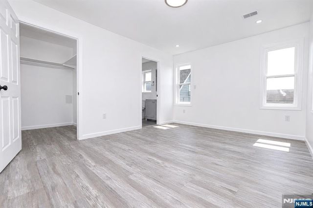 131 Lindsley Place, East Orange, NJ 07017